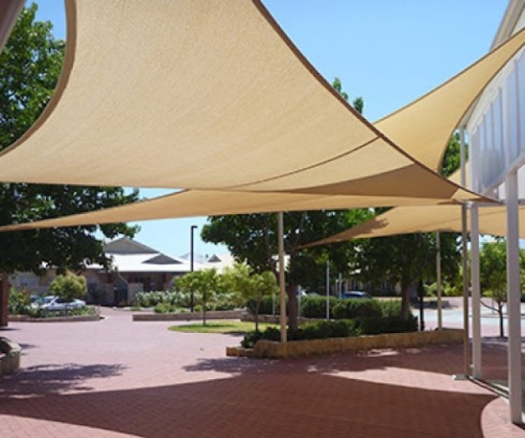 Long-Lasting and Waterproof Outdoor Tensile Sunshade